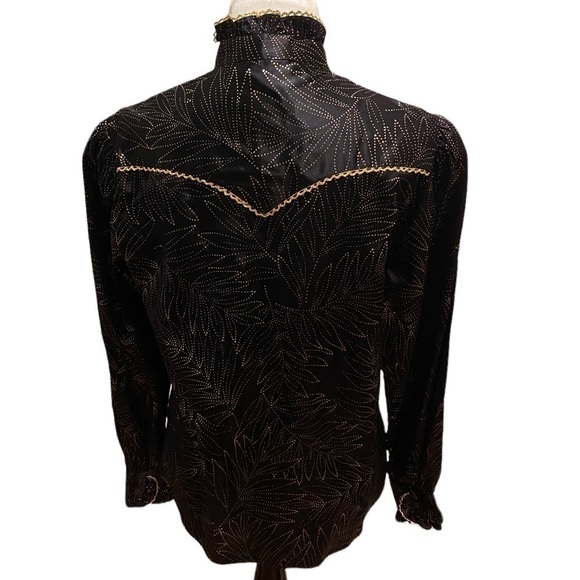 Elegant Black and Gold Button Down Shirt size Large - Picture 6 of 16